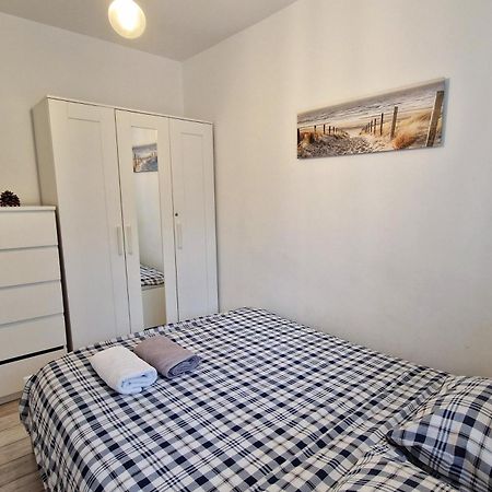 Krolewska Centrum Apartament 4X Warsaw Luaran gambar