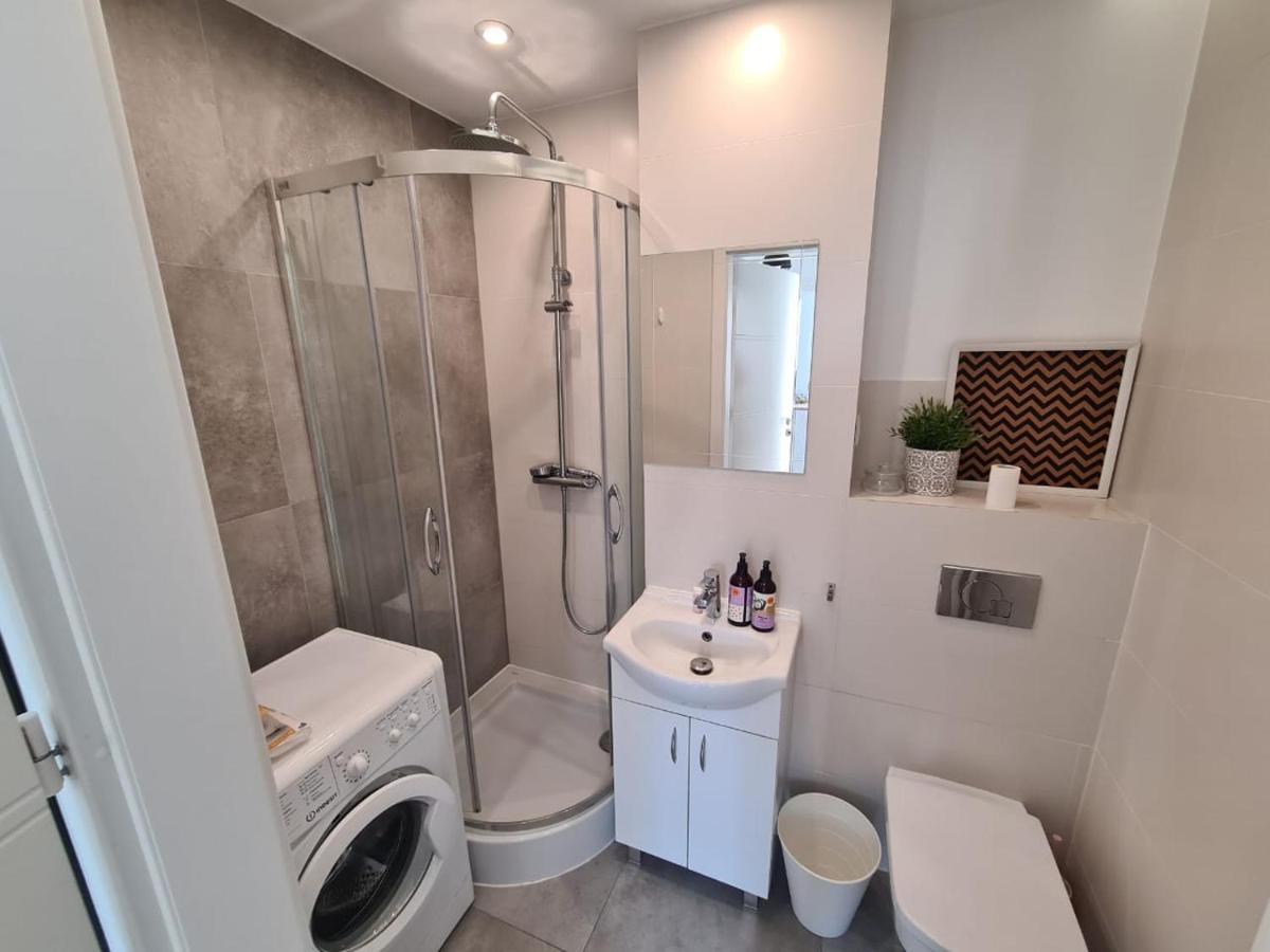 Krolewska Centrum Apartament 4X Warsaw Luaran gambar